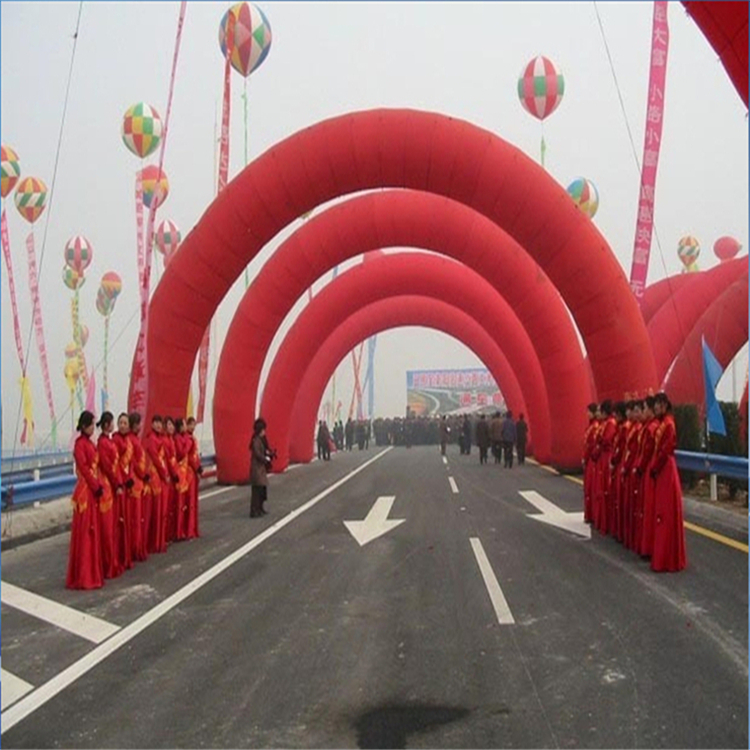 墨江商场开业纯红拱门